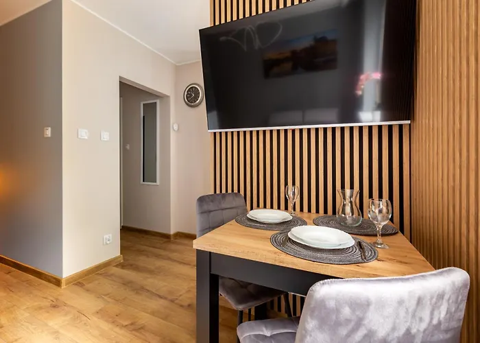 Old Town Elegant By Bookinghost