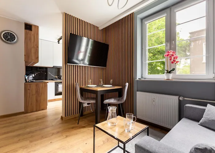 Apartment Old Town Elegant By Bookinghost