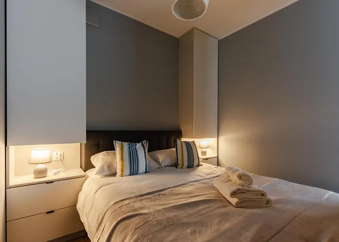 Apartment Old Town Elegant By Bookinghost *